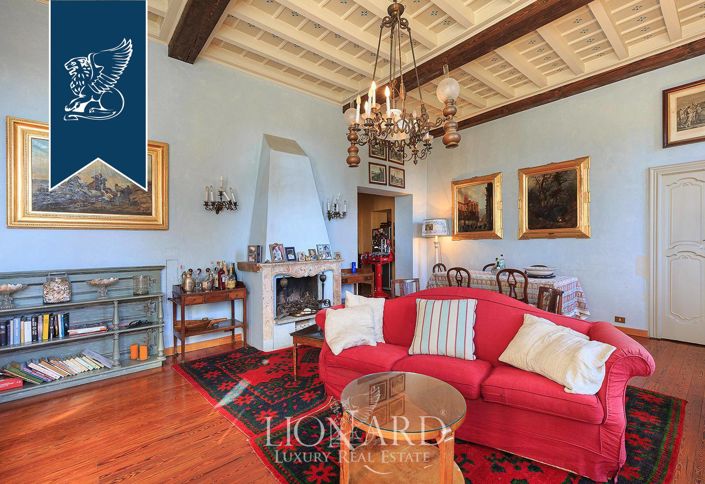 Image No.40-15 Bed Villa for sale