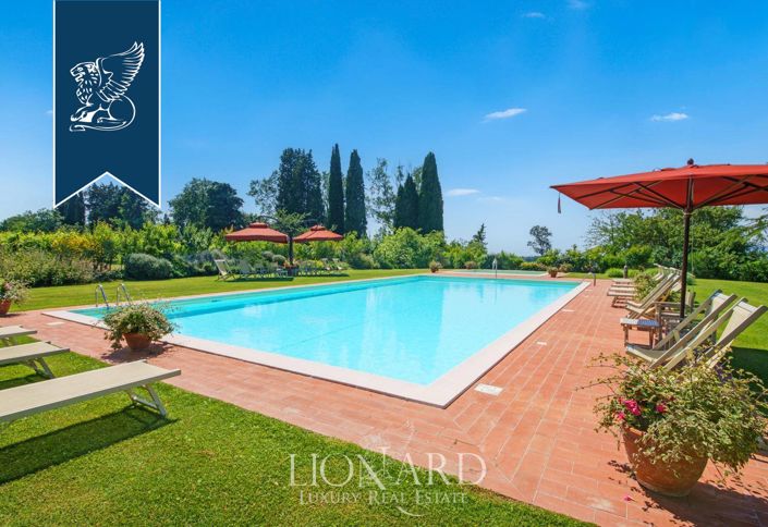 Image No.9-10 Bed Villa for sale