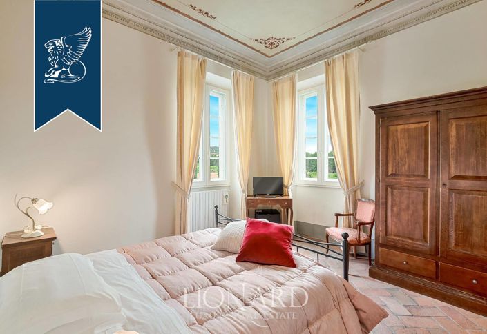 Image No.16-11 Bed Hotel for sale