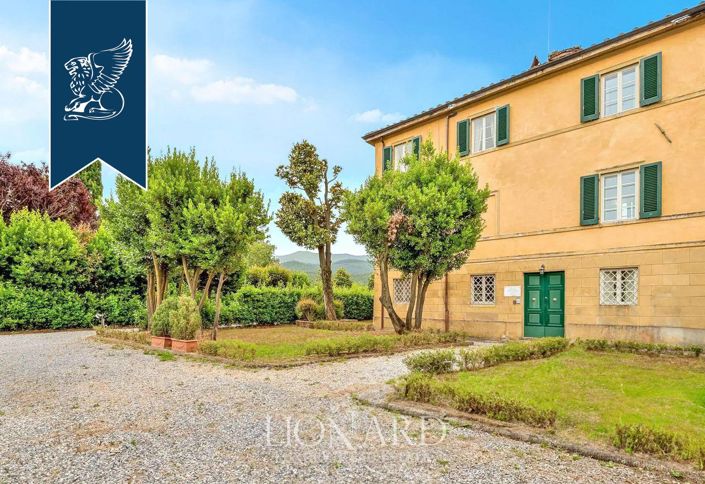 Image No.2-11 Bed Hotel for sale