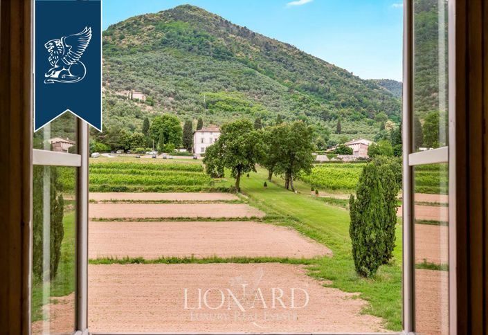 Image No.8-11 Bed Hotel for sale