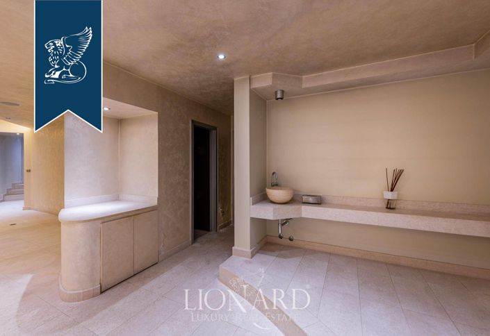 Image No.35-23 Bed Hotel for sale