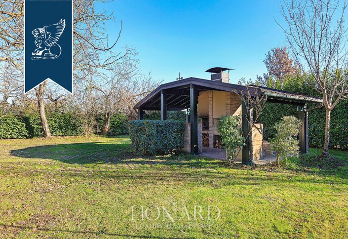 Image No.23-7 Bed Villa for sale