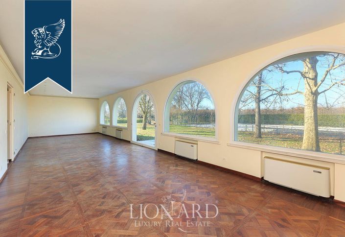 Image No.26-7 Bed Villa for sale