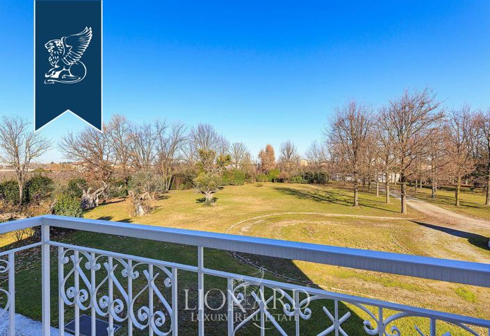 Image No.36-7 Bed Villa for sale