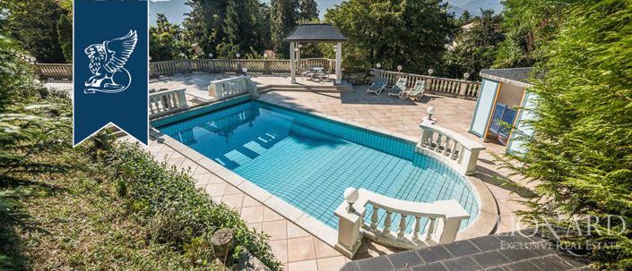 Image No.10-7 Bed Villa for sale