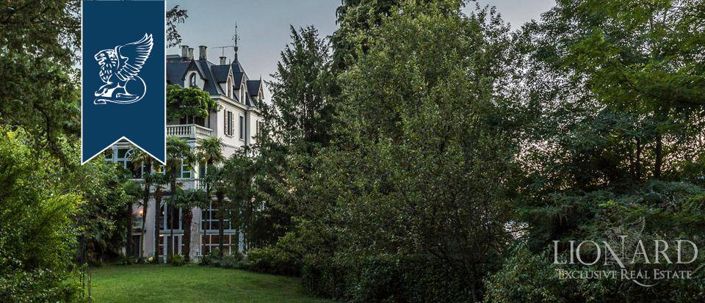 Image No.3-7 Bed Villa for sale