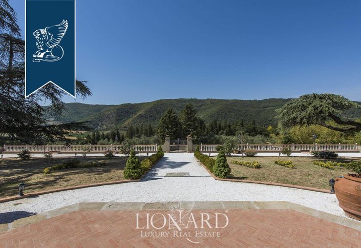 Image No.6-22 Bed Villa for sale