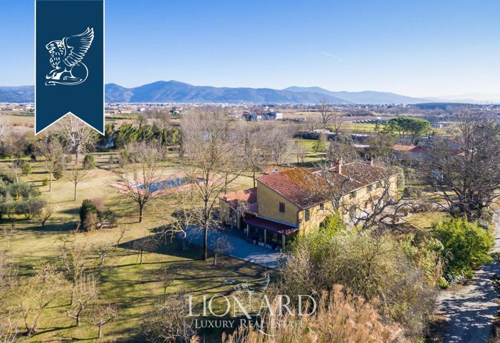 Image No.26-2 Bed Farmhouse for sale