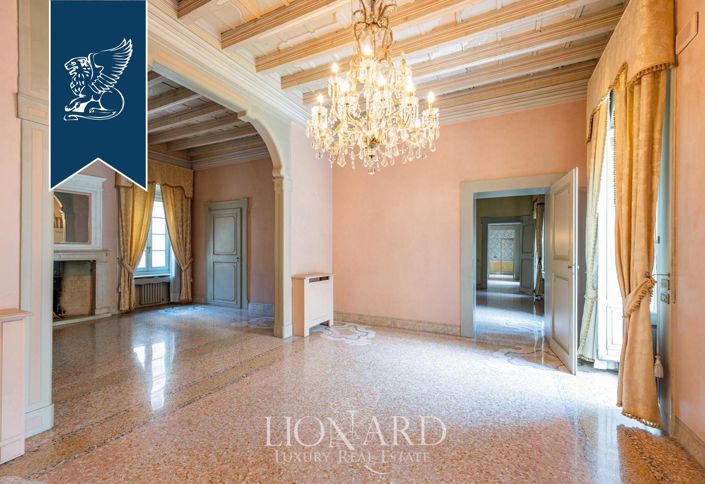 Image No.12-Propriété de 5 chambres à vendre à Brescia