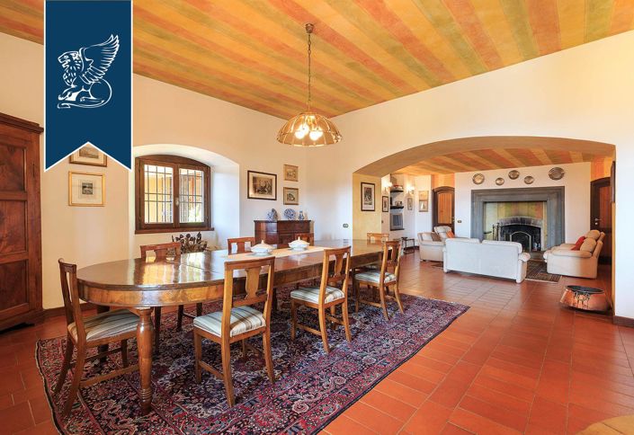 Image No.15-9 Bed Villa for sale