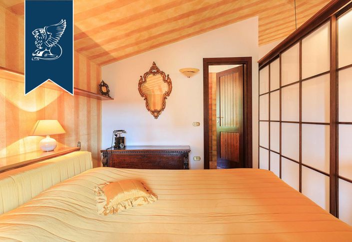 Image No.33-9 Bed Villa for sale