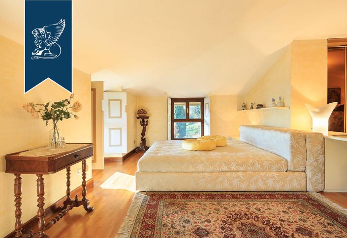 Image No.48-9 Bed Villa for sale