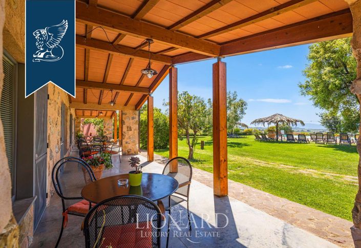 Image No.17-Ferme de 9 chambres à vendre à Magliano in Toscana