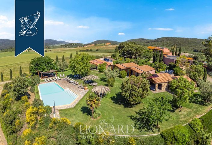 Image No.2-Ferme de 9 chambres à vendre à Magliano in Toscana