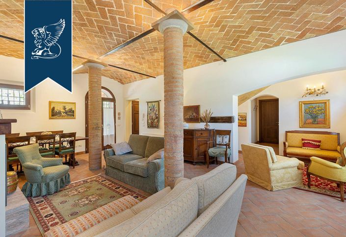 Image No.24-4 Bed Villa for sale