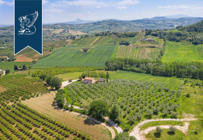 Image No.39-4 Bed Villa for sale