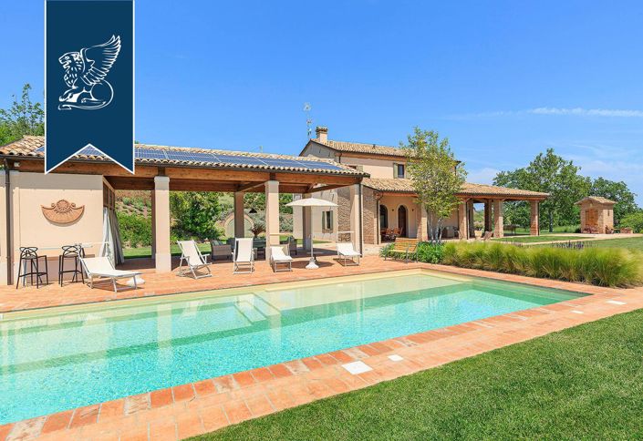 Image No.9-4 Bed Villa for sale