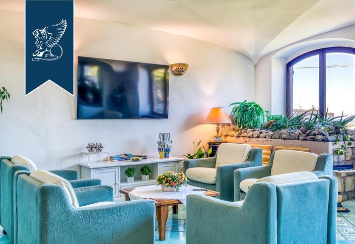 Image No.43-33 Bed Hotel for sale