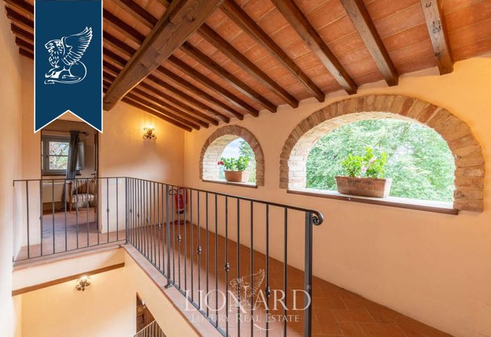 Image No.14-13 Bed Villa for sale