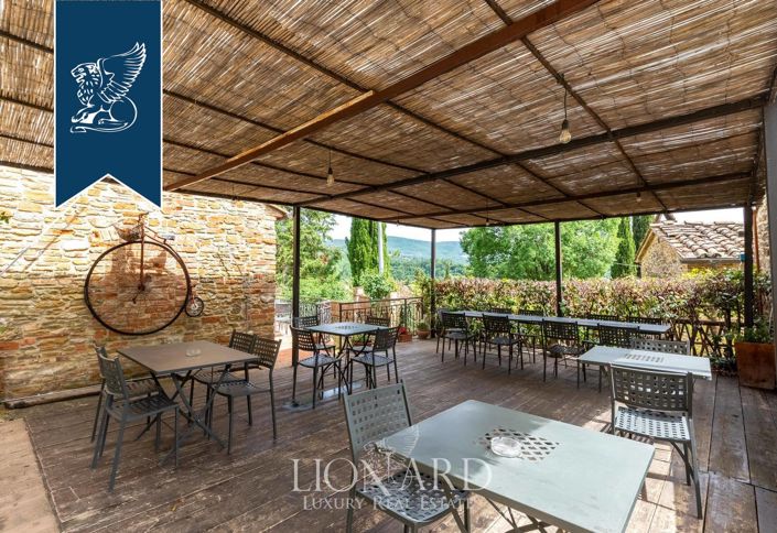 Image No.7-13 Bed Villa for sale