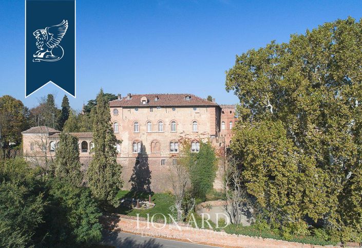 Image No.49-9 Bed Hotel for sale