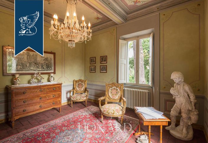 Image No.47-12 Bed Villa for sale