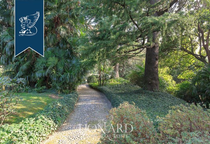 Image No.15-27 Bed Villa for sale