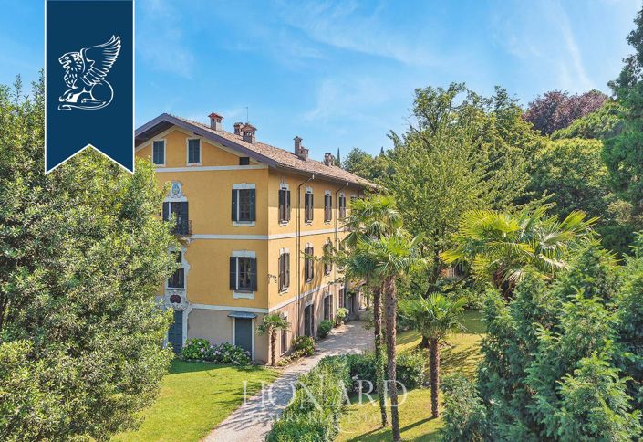 Image No.10-7 Bed Villa for sale