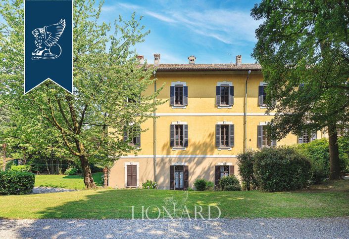 Image No.9-7 Bed Villa for sale