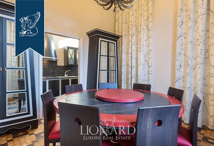 Image No.22-10 Bed Villa for sale