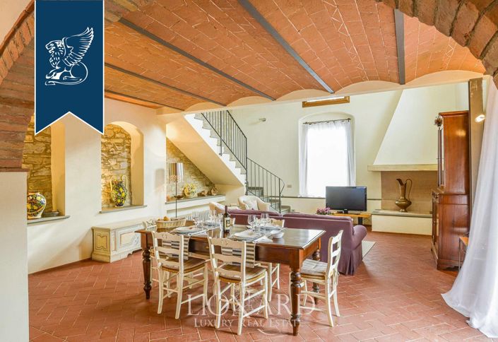 Image No.21-Maison de campagne de 18 chambres à vendre à Castellina in Chianti