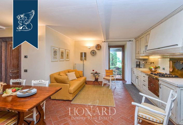 Image No.26-Maison de campagne de 18 chambres à vendre à Castellina in Chianti