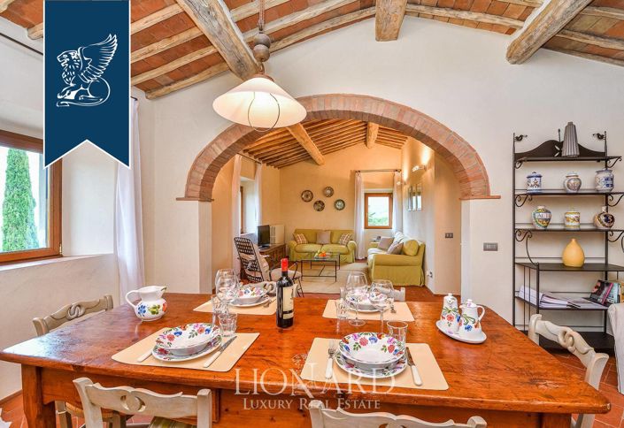 Image No.29-Maison de campagne de 18 chambres à vendre à Castellina in Chianti