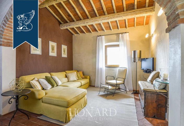 Image No.37-Maison de campagne de 18 chambres à vendre à Castellina in Chianti