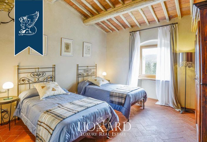 Image No.40-Maison de campagne de 18 chambres à vendre à Castellina in Chianti