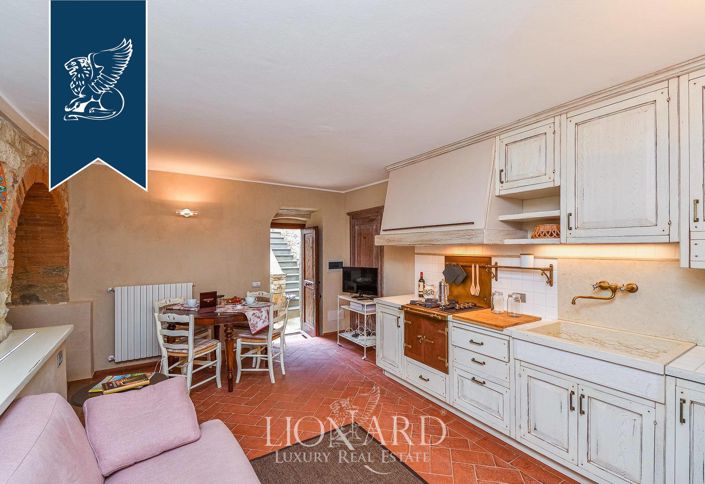 Image No.47-Maison de campagne de 18 chambres à vendre à Castellina in Chianti