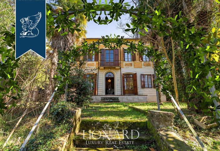 Image No.3-11 Bed Villa for sale