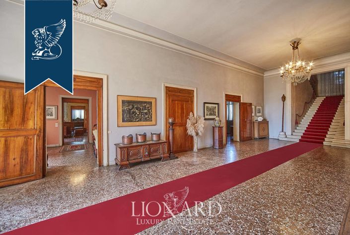 Image No.16-4 Bed Villa for sale