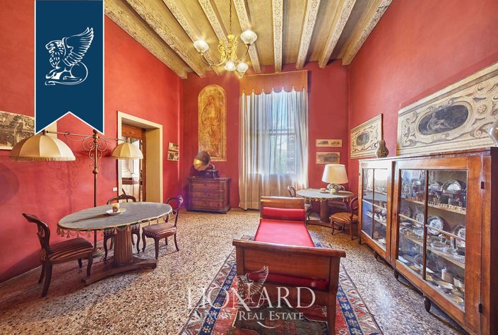 Image No.33-4 Bed Villa for sale