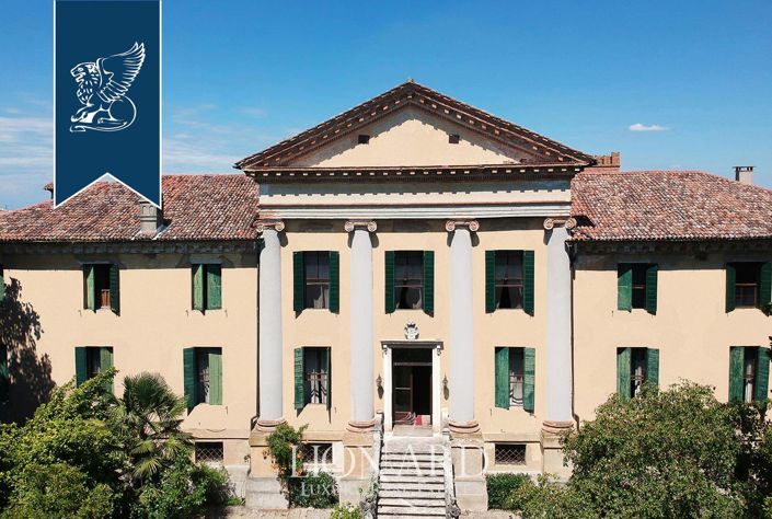 Image No.47-4 Bed Villa for sale