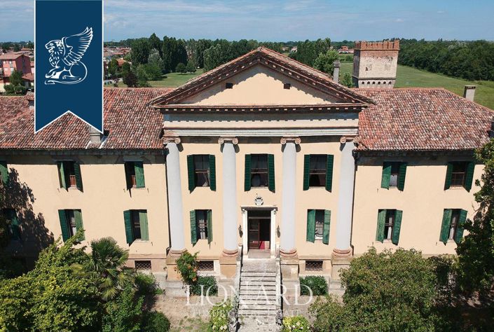 Image No.6-4 Bed Villa for sale