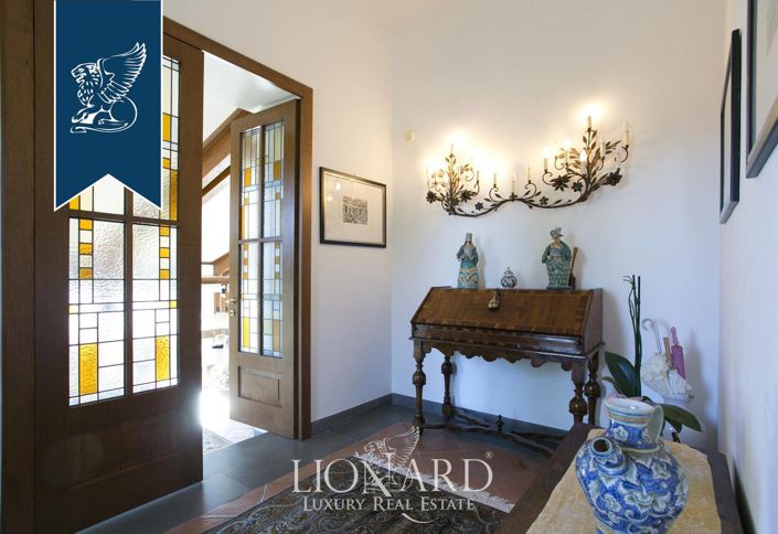 Image No.54-7 Bed Villa for sale