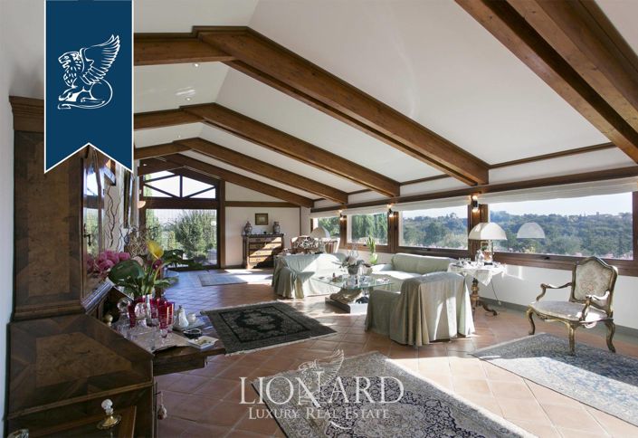 Image No.58-7 Bed Villa for sale