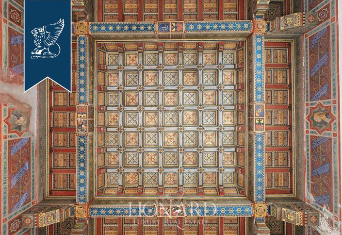 Image No.47-52 Bed Villa for sale