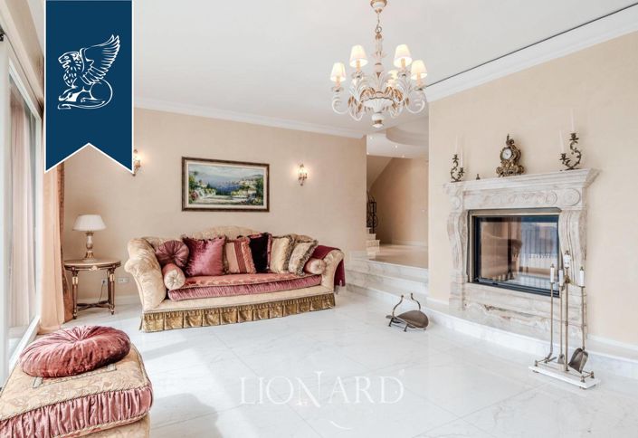 Image No.16-Villa de 7 chambres à vendre à Cannero Riviera