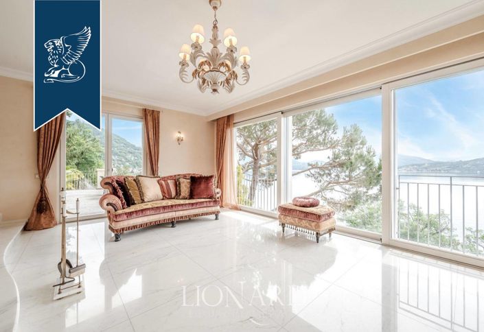 Image No.20-Villa de 7 chambres à vendre à Cannero Riviera