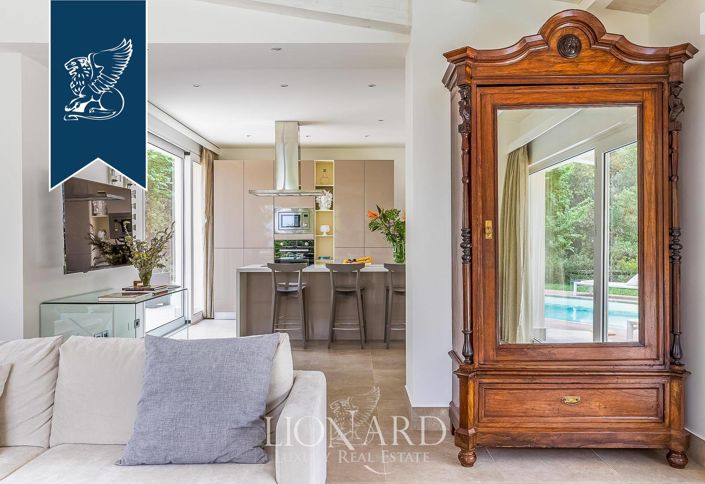 Image No.20-5 Bed Villa for sale