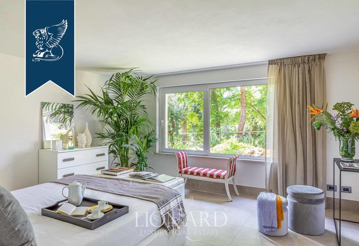 Image No.27-5 Bed Villa for sale