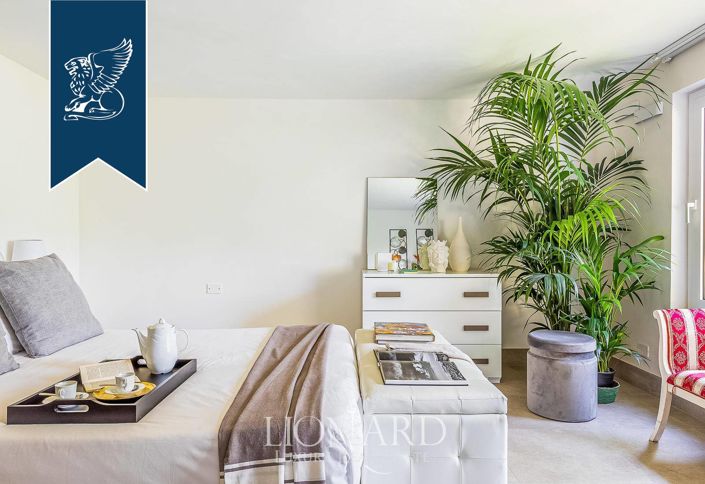 Image No.28-5 Bed Villa for sale